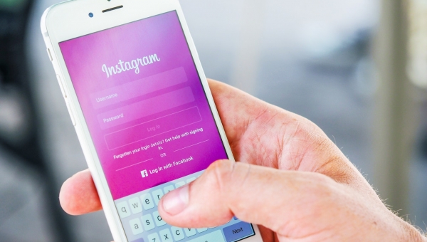 How to Use Instagram as a Video Marketing Tool For Your Houston Business