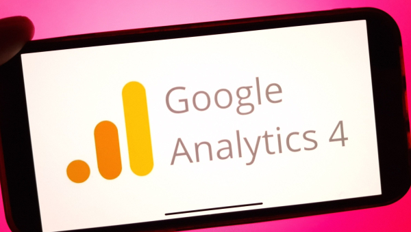 How Will the Shutdown of Google Universal Analytics Affect Your Houston Marketing Strategy?